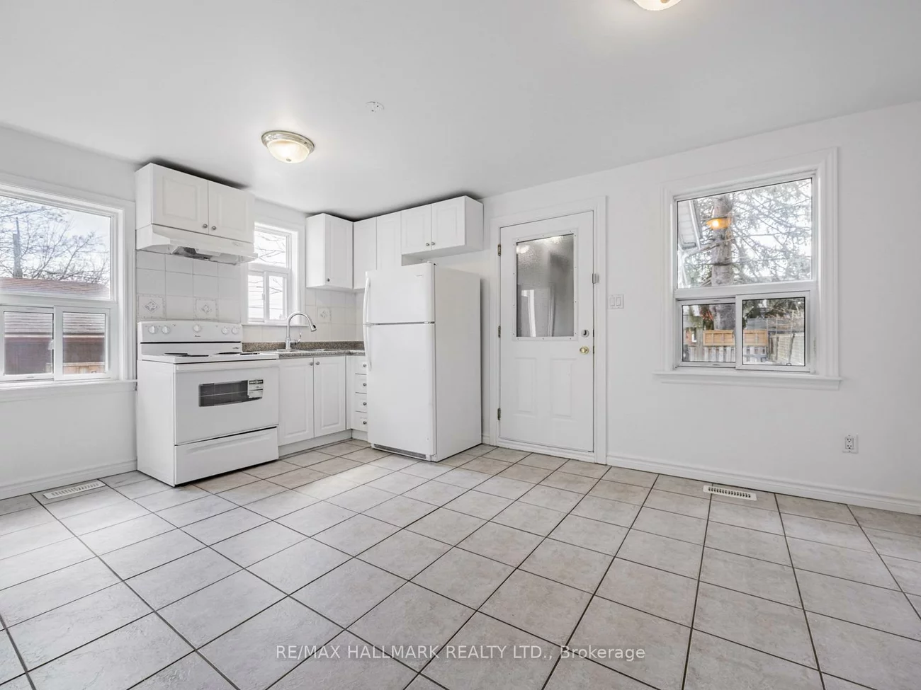 8, Redwood, Greenwood-Coxwell, Toronto