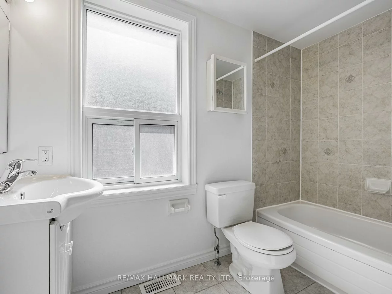8, Redwood, Greenwood-Coxwell, Toronto