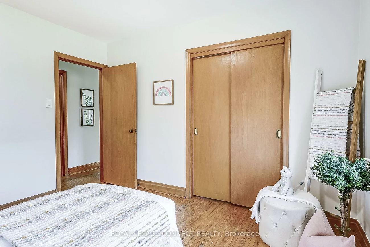 11, McNab, Cliffcrest, Toronto