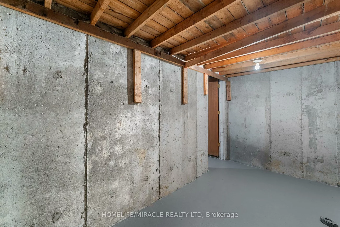 4, Greendowns, Scarborough Village, Toronto