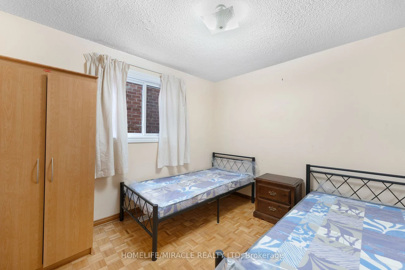 4, Greendowns, Scarborough Village, Toronto