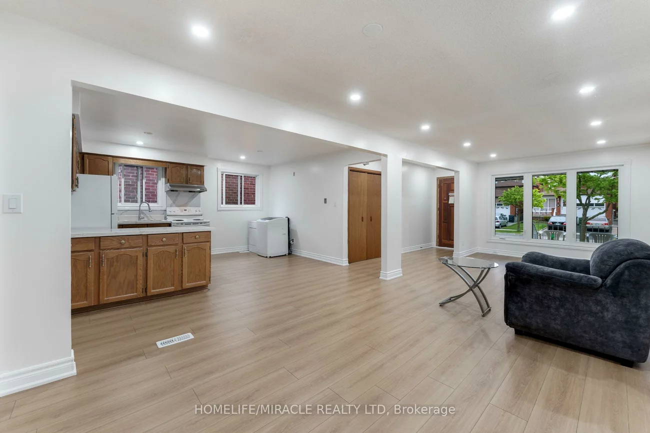 4, Greendowns, Scarborough Village, Toronto