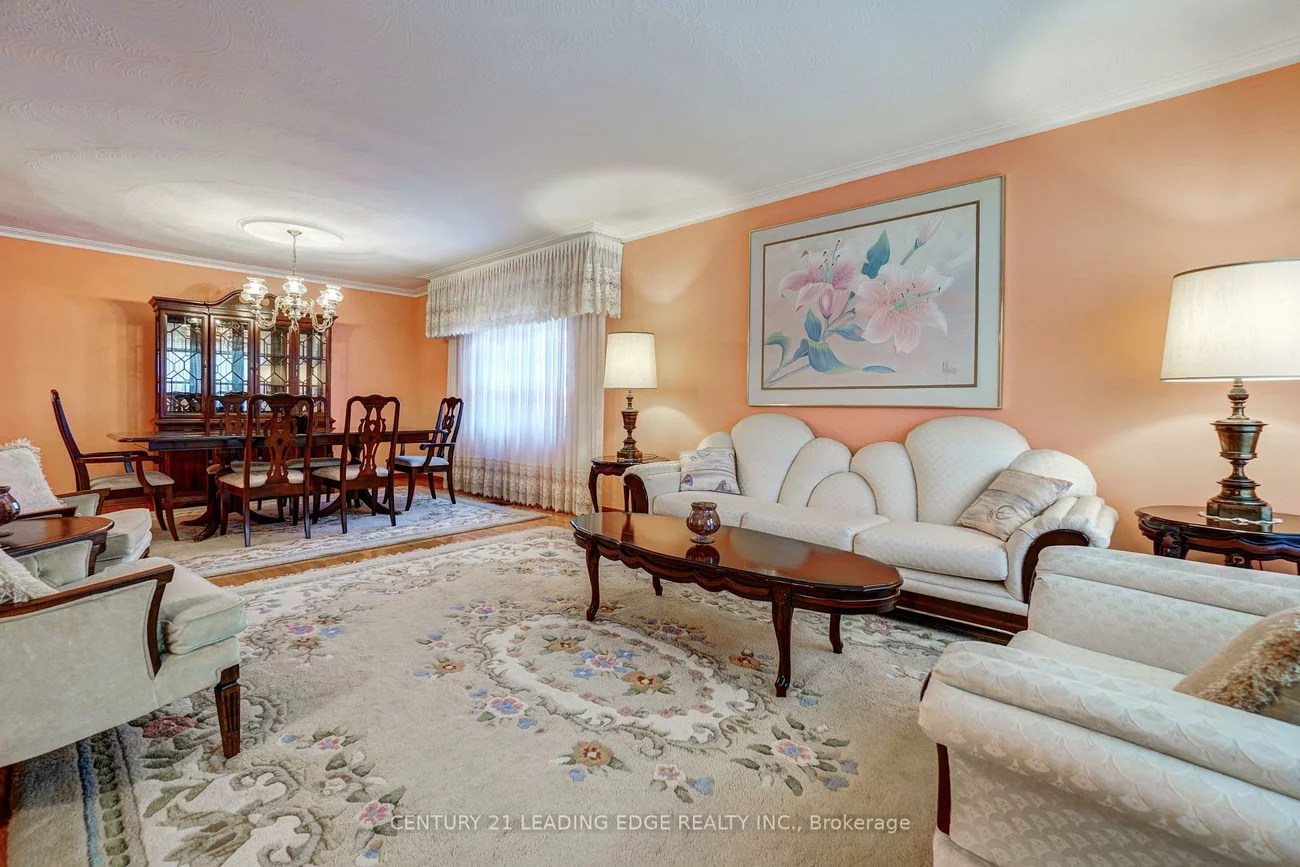 302, Huntsmill, Steeles, Toronto
