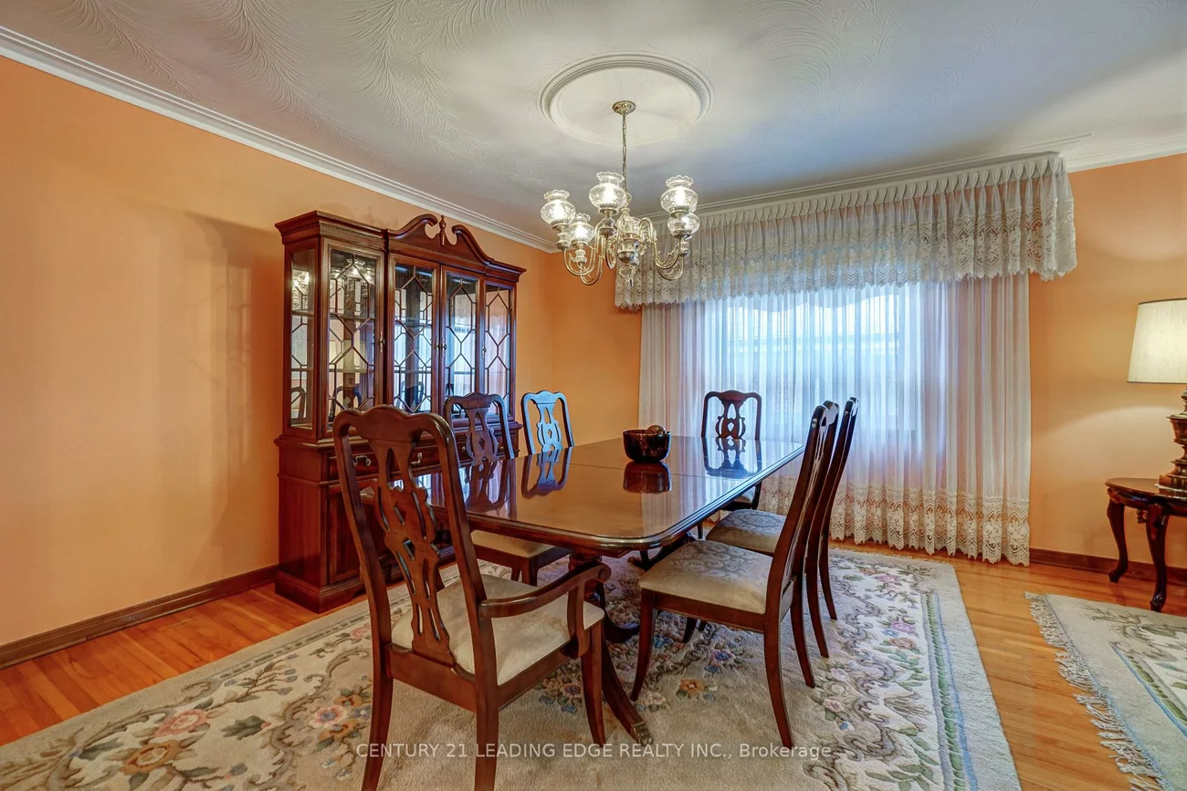 302, Huntsmill, Steeles, Toronto