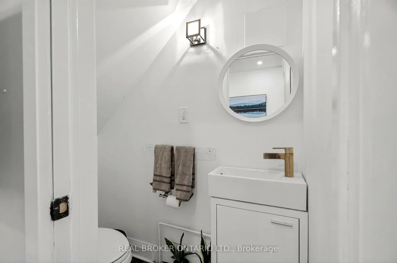 143, Parkmount Rd, Greenwood-Coxwell, Toronto