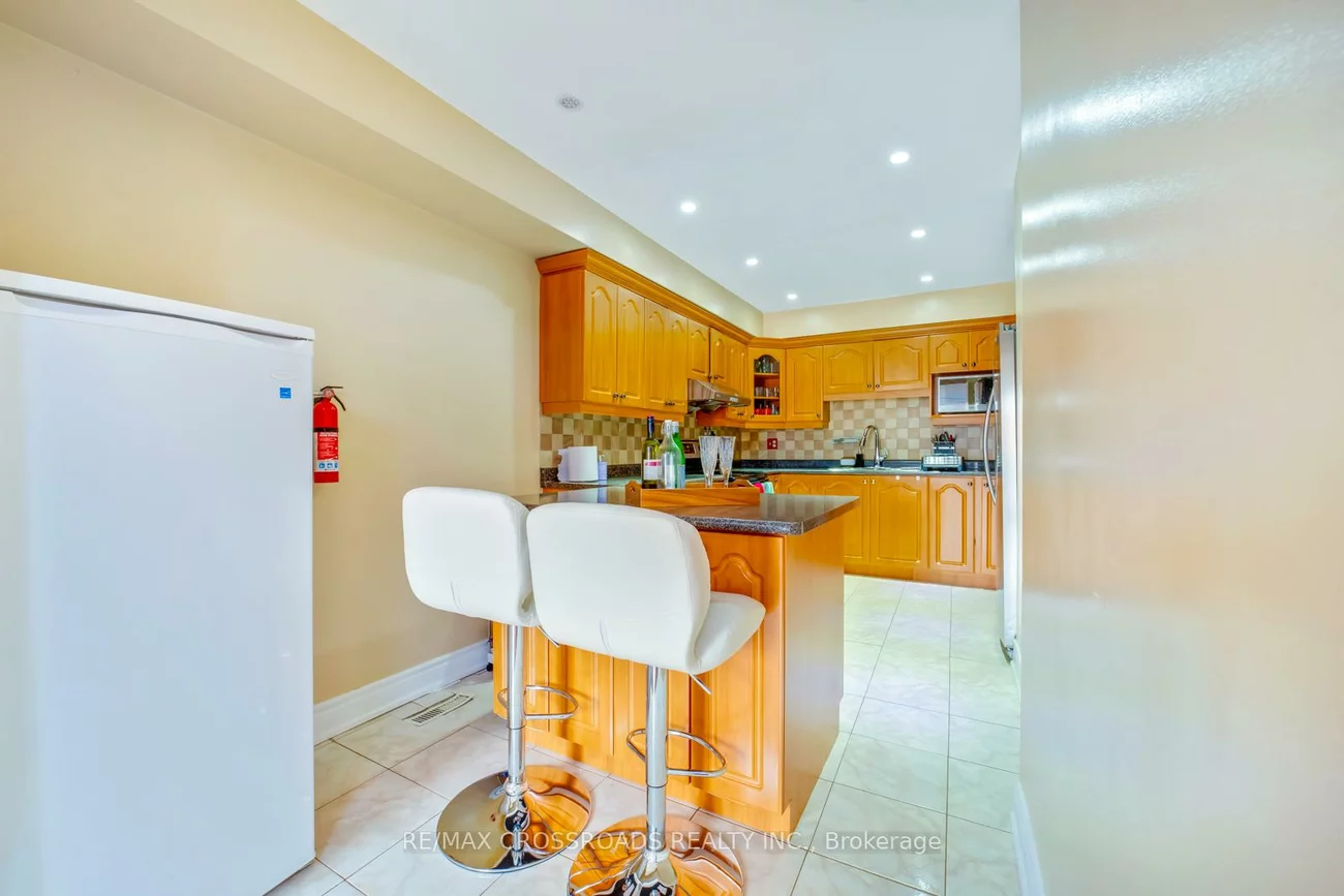 146, Quantrell, Malvern, Toronto