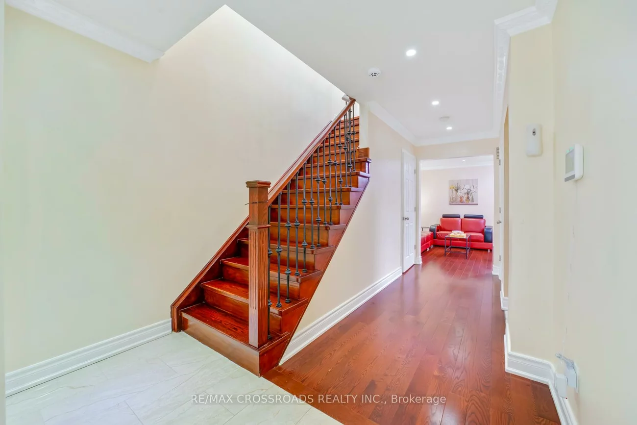 146, Quantrell, Malvern, Toronto