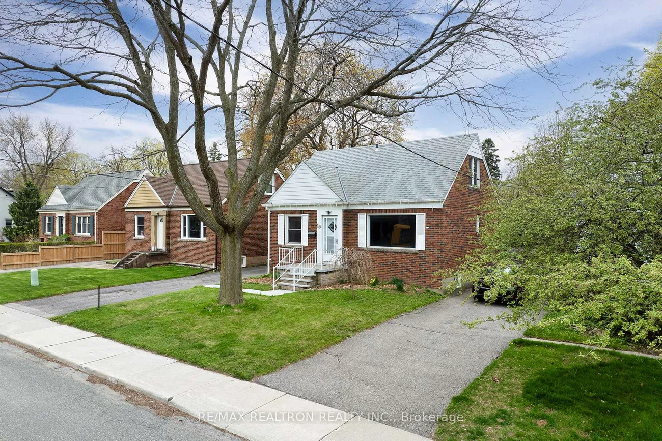 16, Plaxton, O'Connor-Parkview, Toronto
