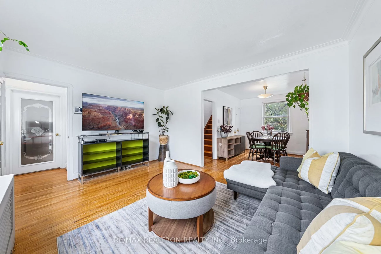 16, Plaxton, O'Connor-Parkview, Toronto