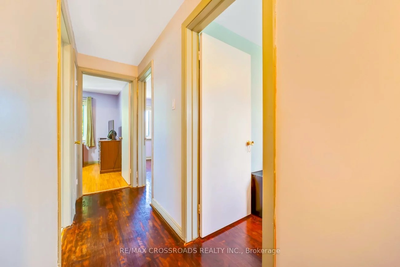 127, Celeste, West Hill, Toronto