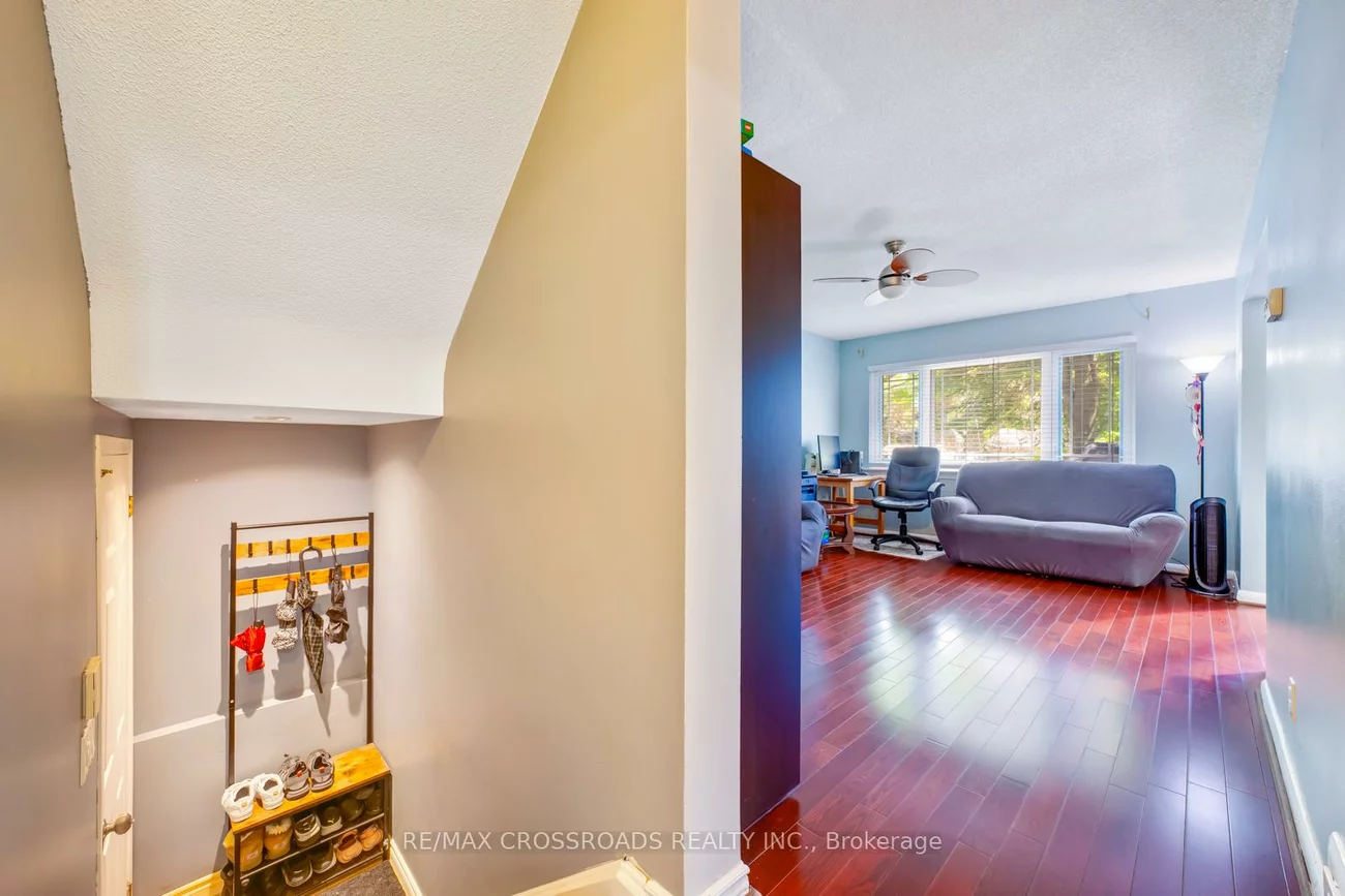 127, Celeste, West Hill, Toronto