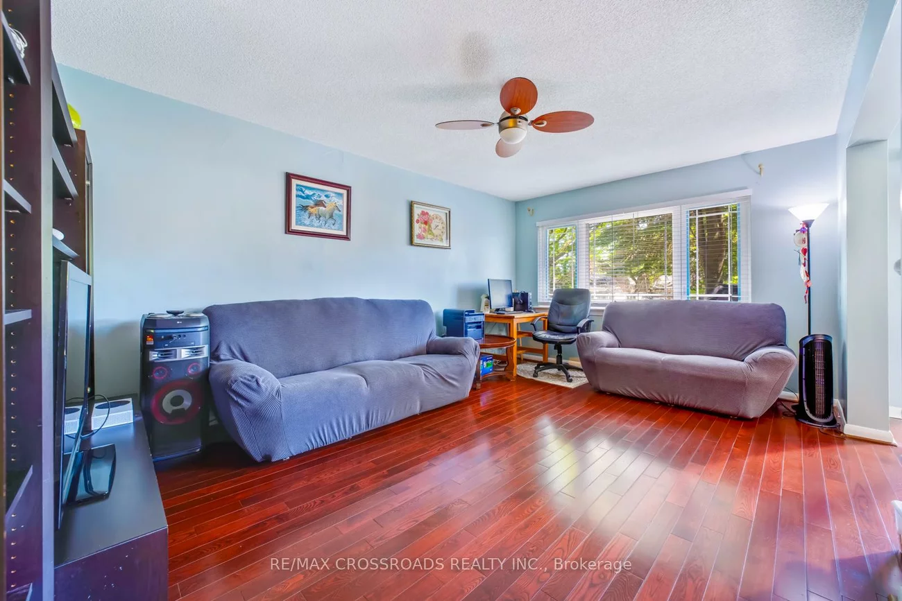 127, Celeste, West Hill, Toronto