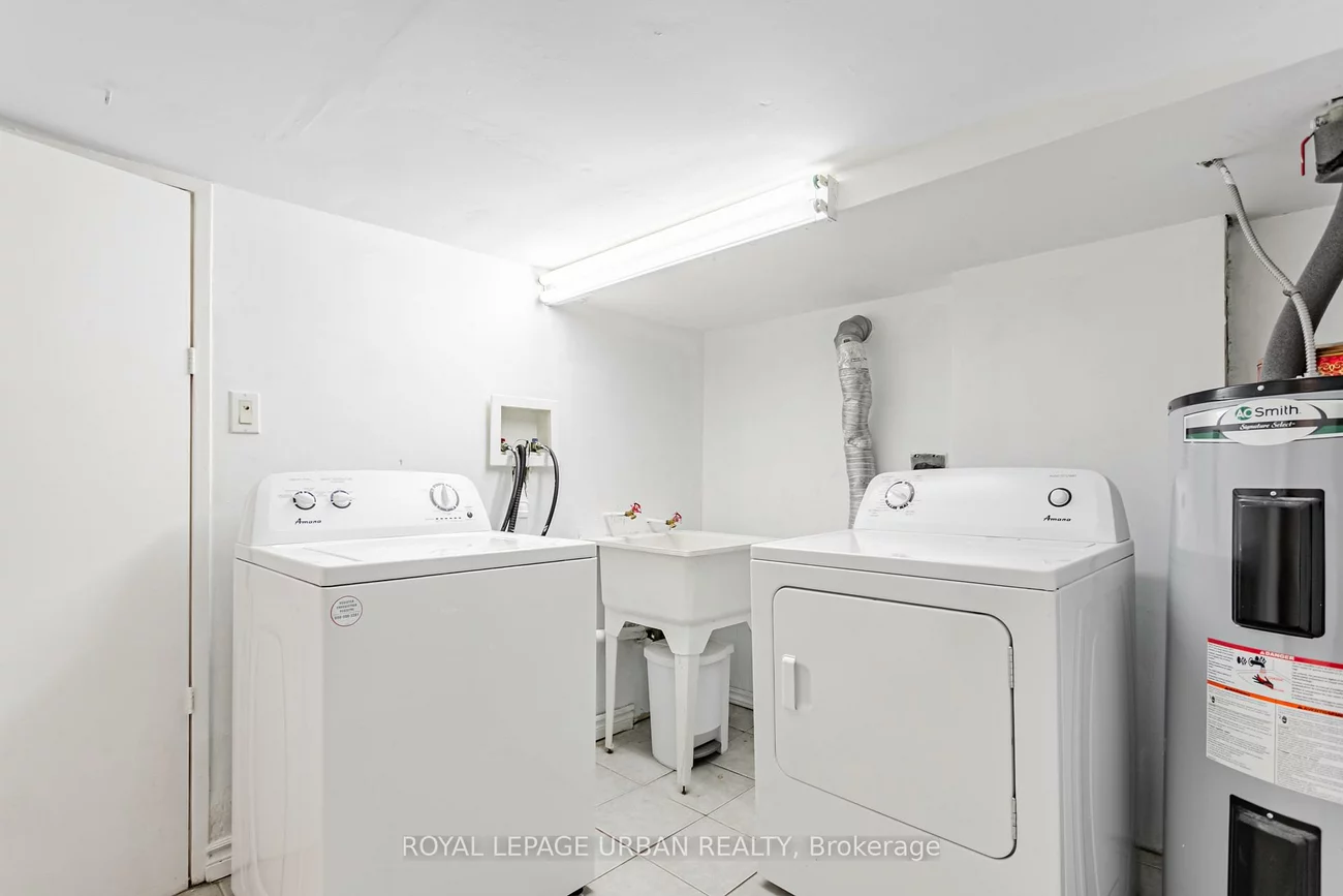 144, Aldwych, Danforth Village-East York, Toronto
