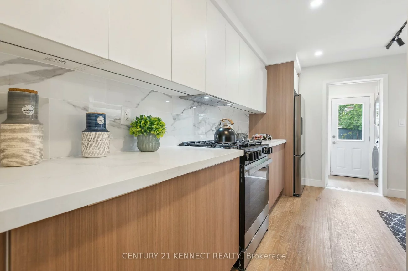 21, Frankdale, Danforth Village-East York, Toronto