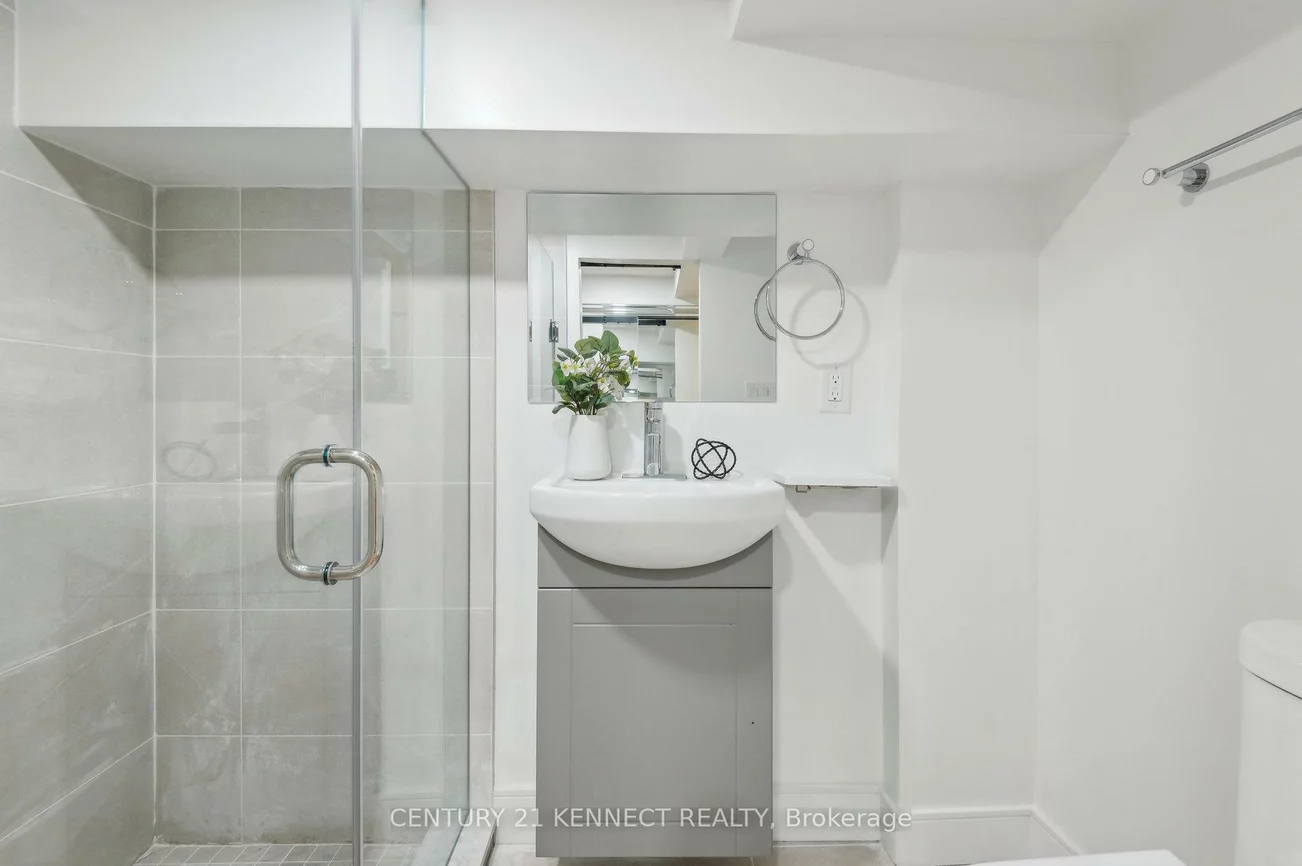 21, Frankdale, Danforth Village-East York, Toronto