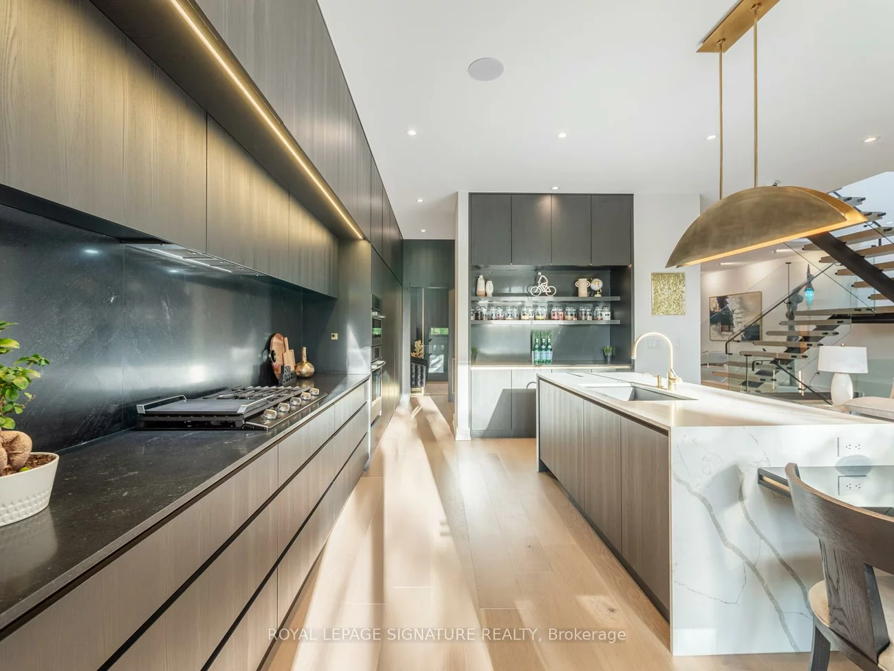 116, Presley, Clairlea-Birchmount, Toronto