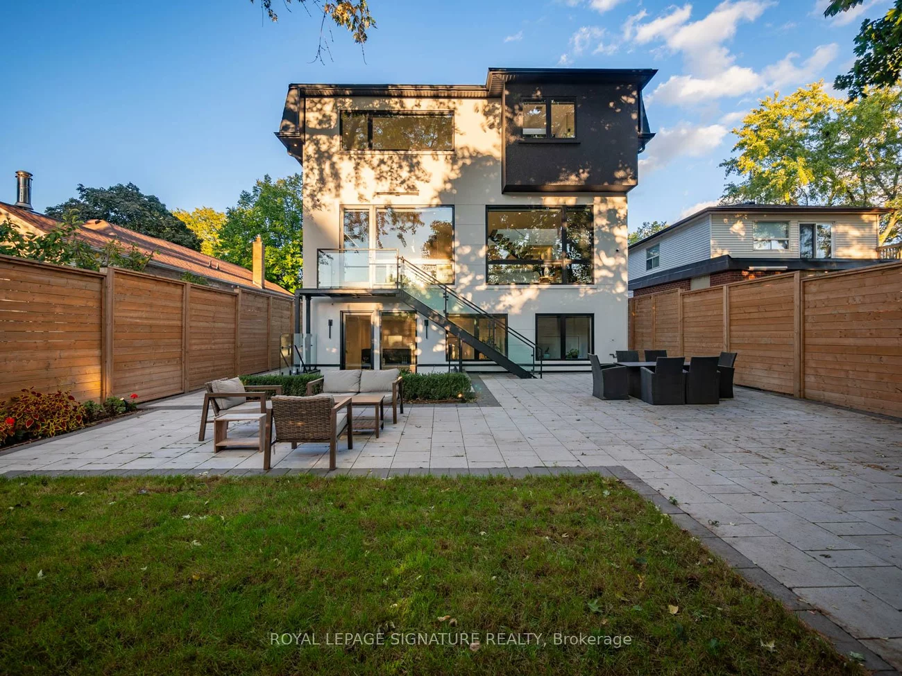 116, Presley, Clairlea-Birchmount, Toronto