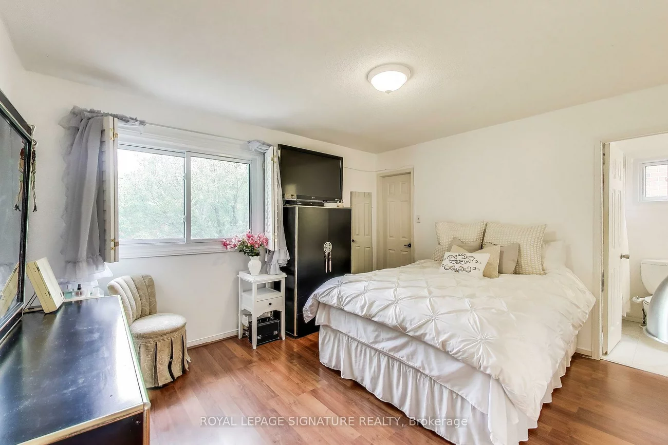 73, Parade, Highland Creek, Toronto