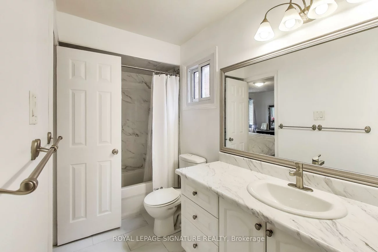 73, Parade, Highland Creek, Toronto