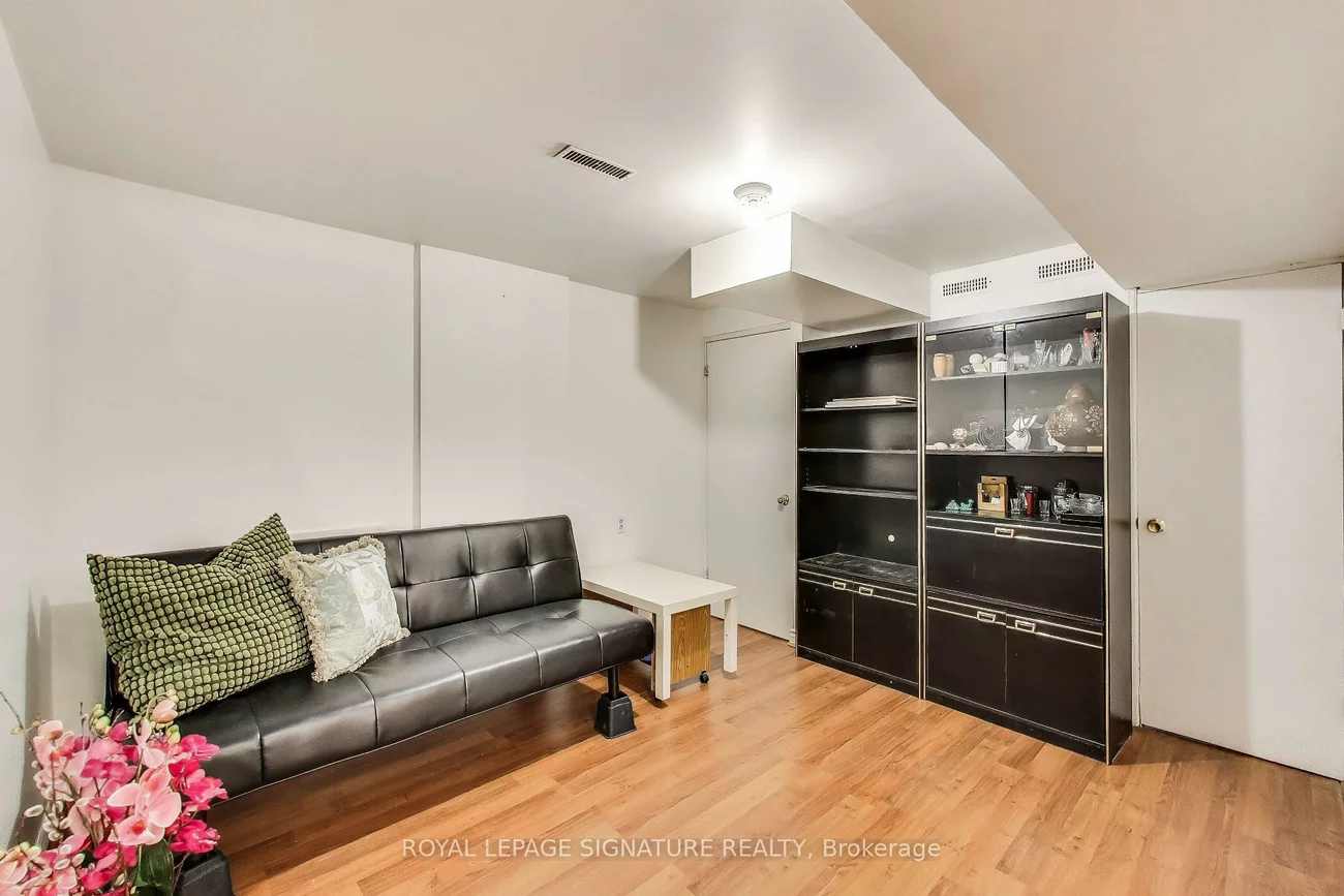73, Parade, Highland Creek, Toronto