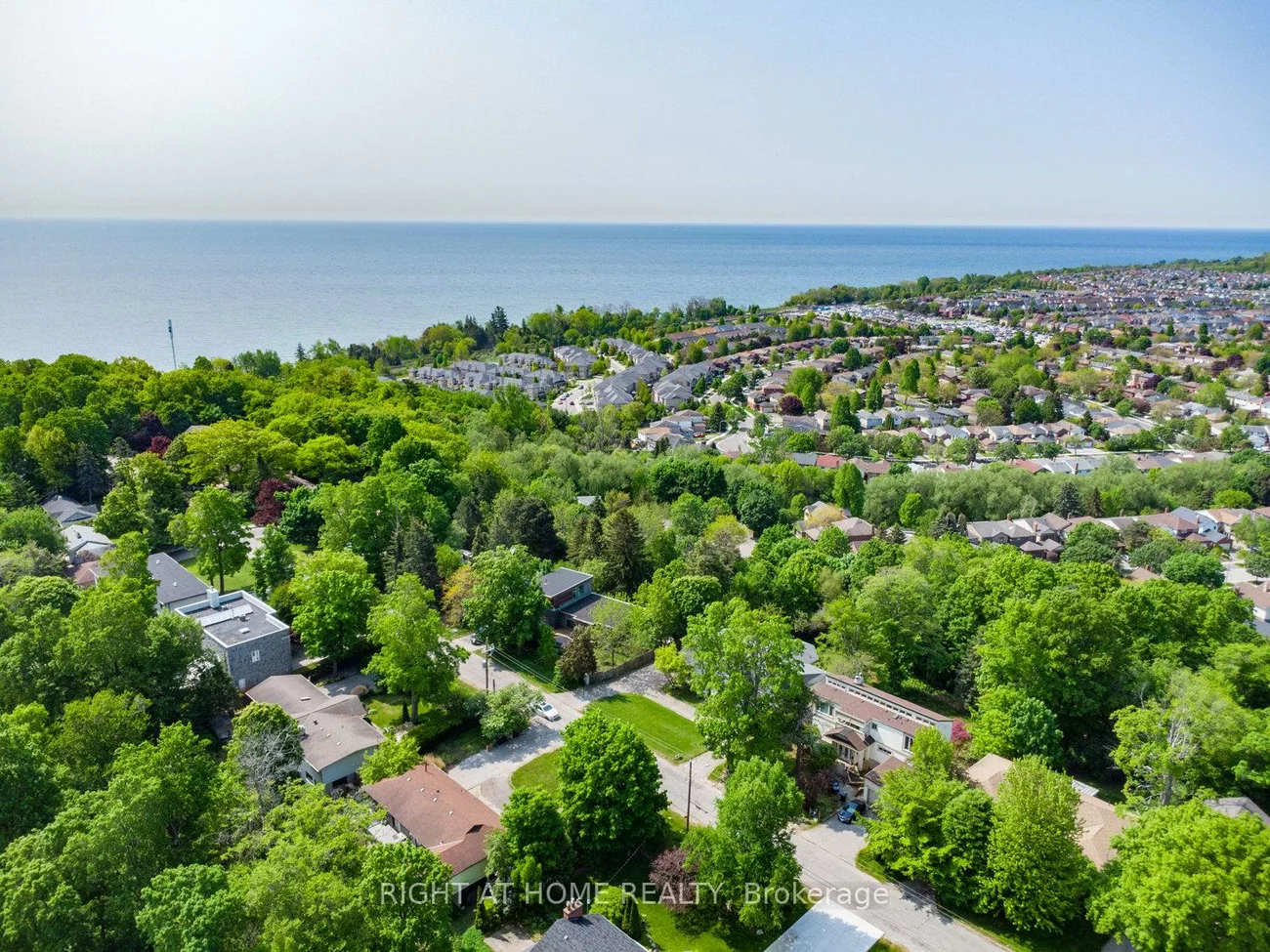 102, Greybeaver, Rouge E10, Toronto