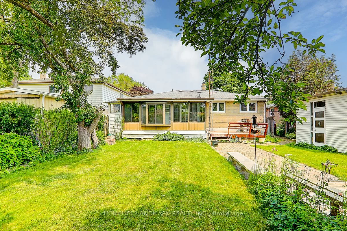 60, Highcastle, Morningside, Toronto