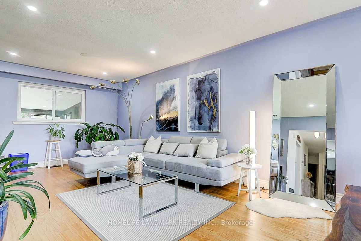 60, Highcastle, Morningside, Toronto