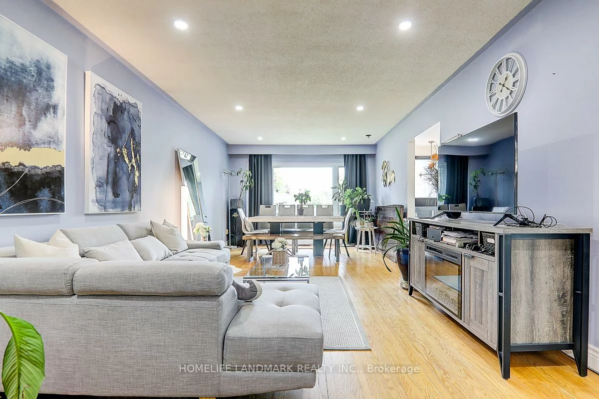 60, Highcastle, Morningside, Toronto