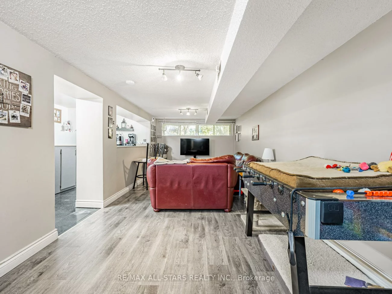 64, Greyabbey, Guildwood, Toronto