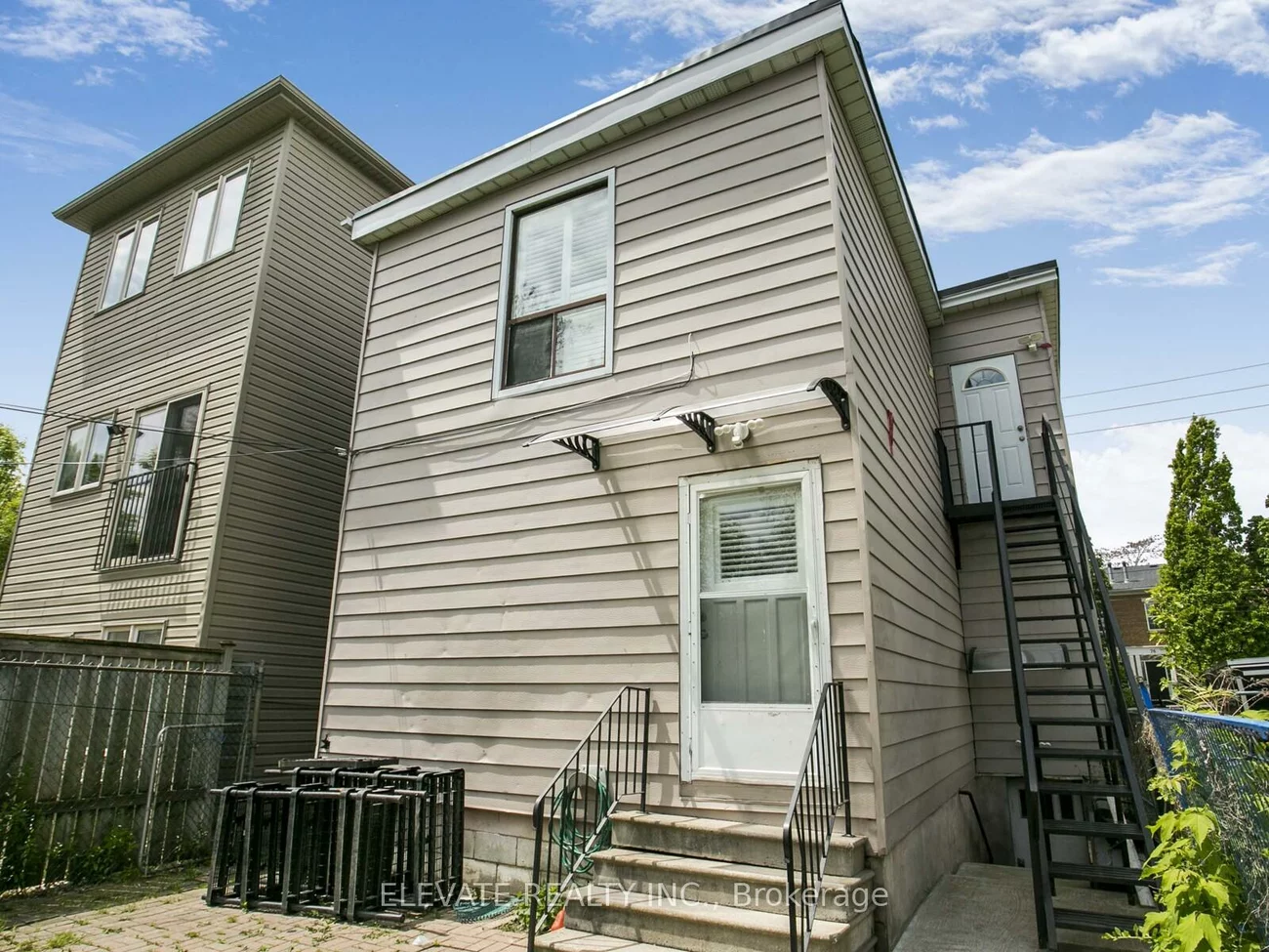 65, Coxwell, Woodbine Corridor, Toronto