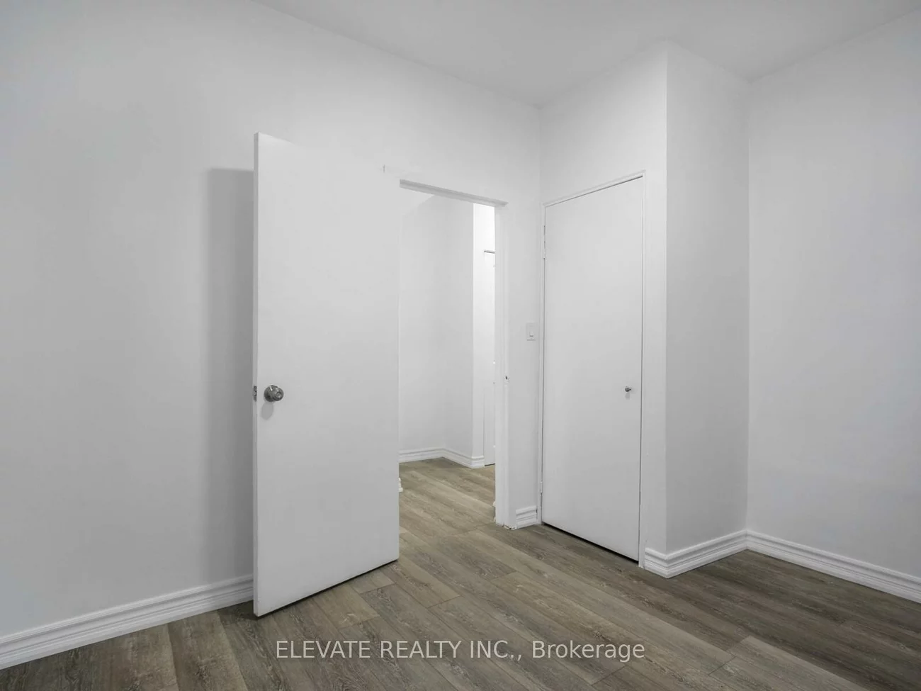 65, Coxwell, Woodbine Corridor, Toronto