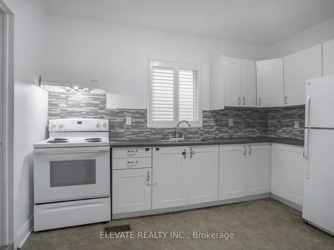 65, Coxwell, Woodbine Corridor, Toronto