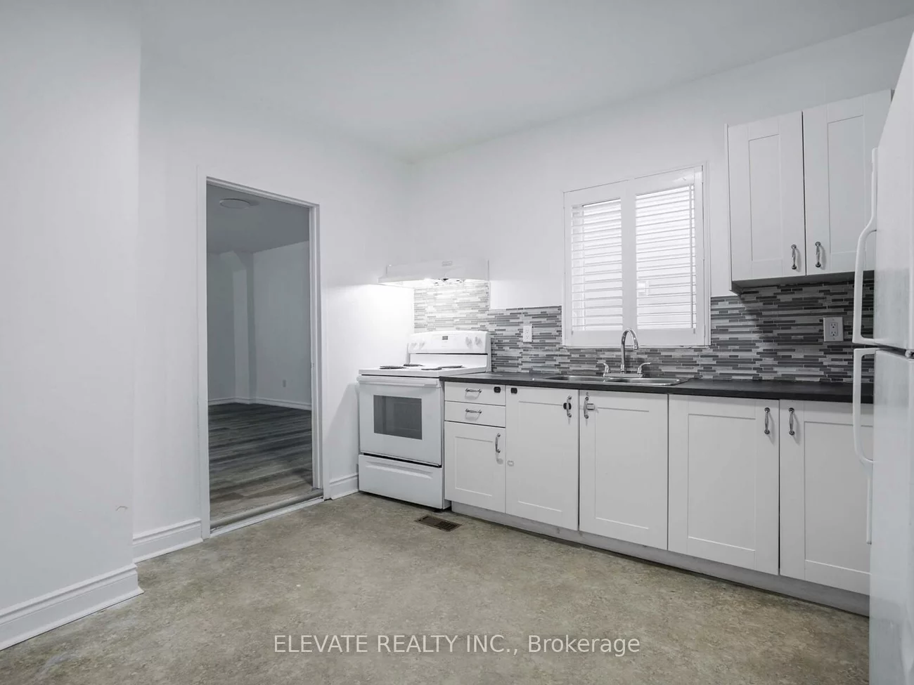 65, Coxwell, Woodbine Corridor, Toronto