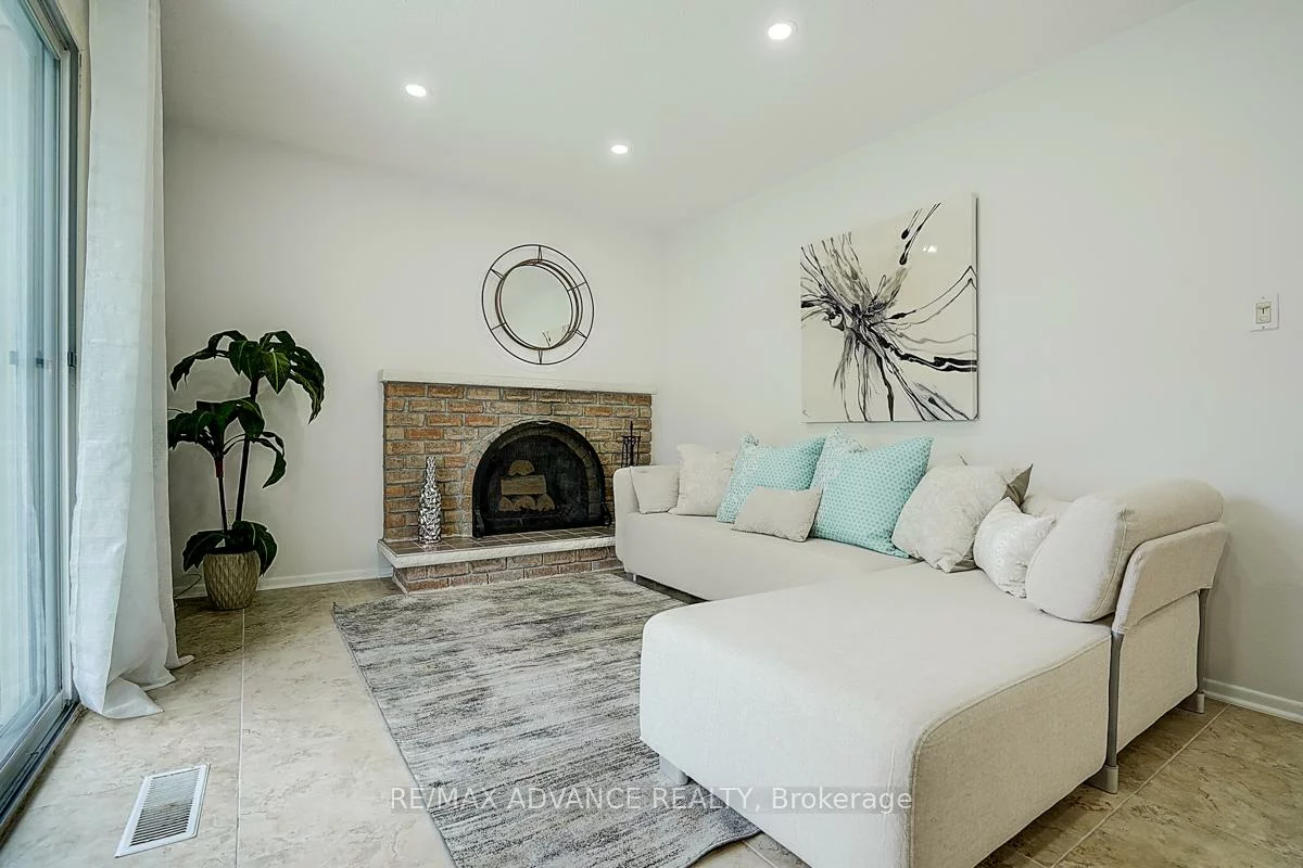 86, Placentia, Agincourt North, Toronto