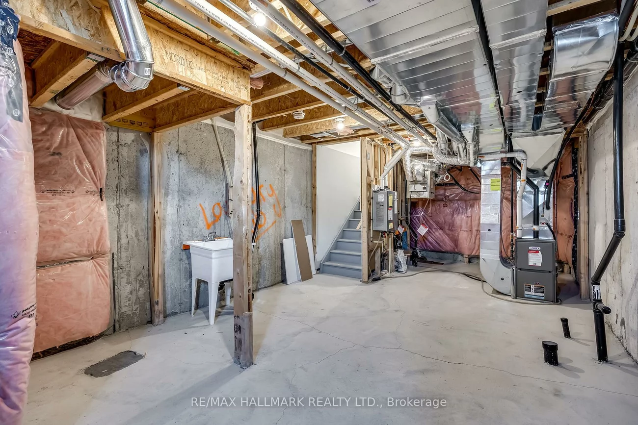 1571, Midland, Bendale, Toronto