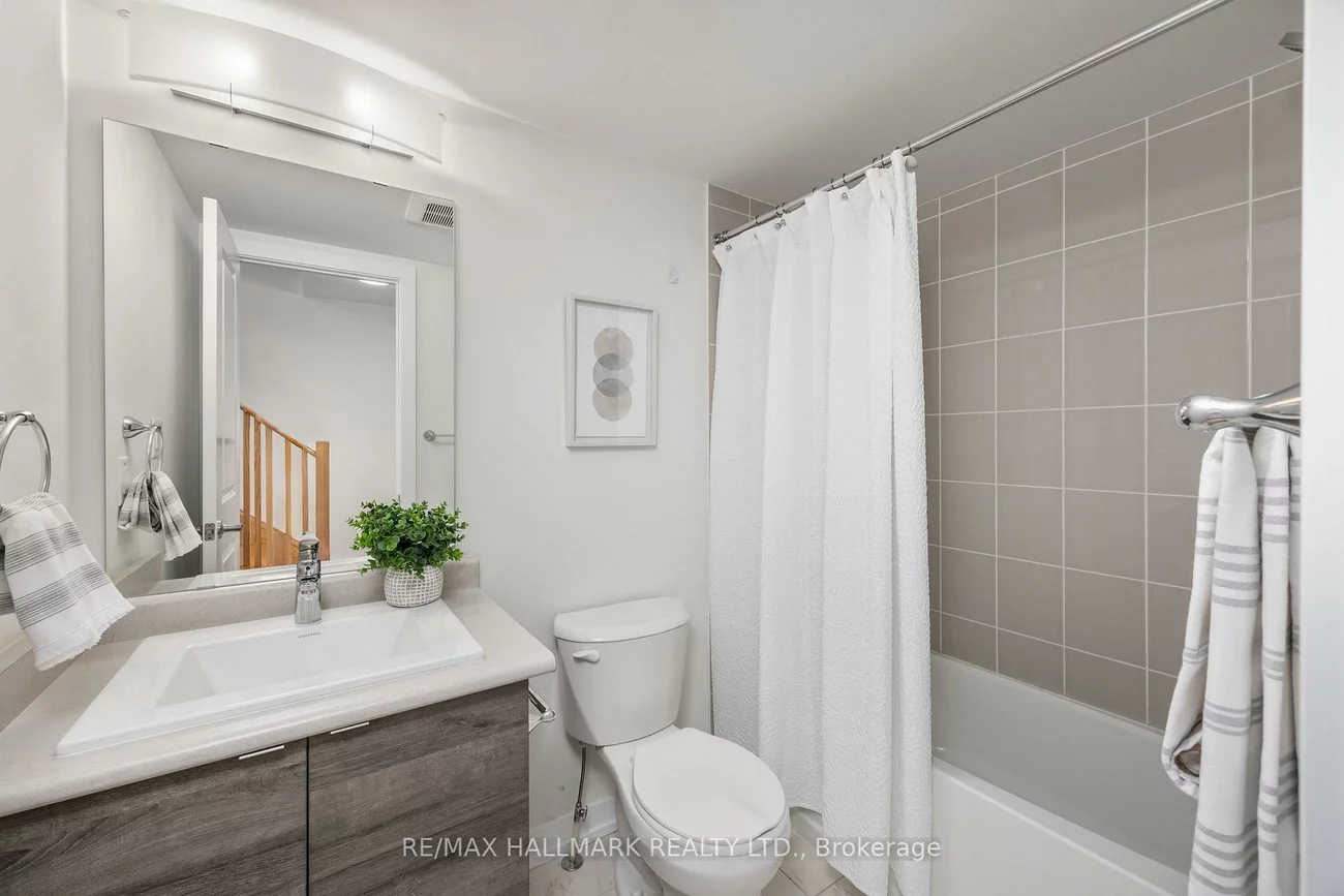 1571, Midland, Bendale, Toronto