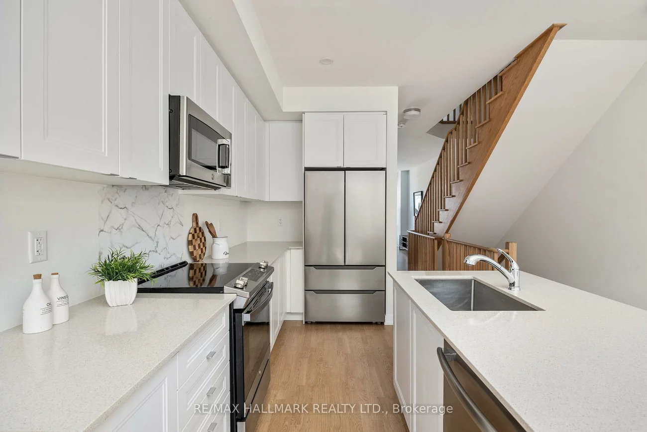 1571, Midland, Bendale, Toronto
