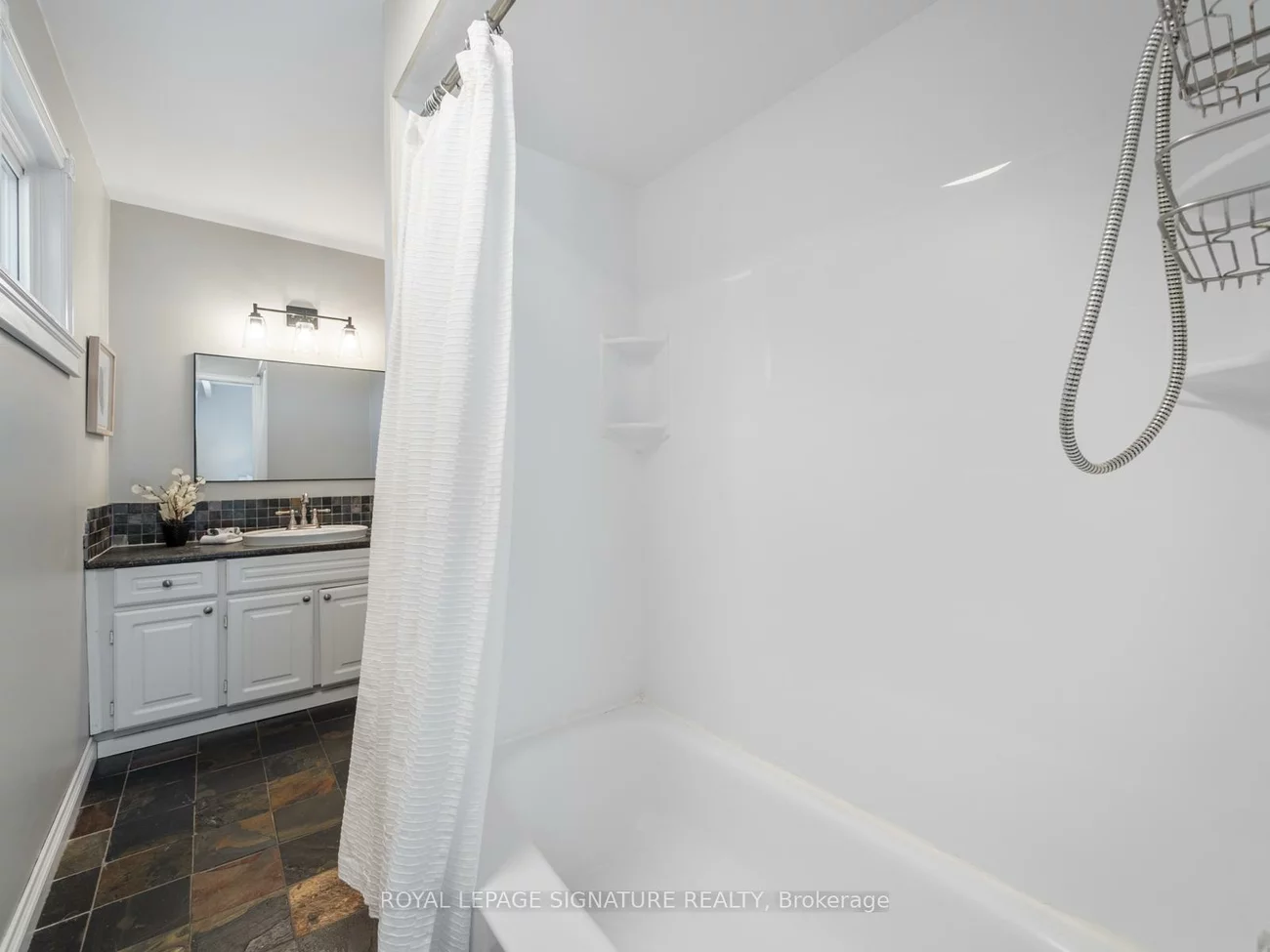126, Beaverbrook, Rouge E10, Toronto