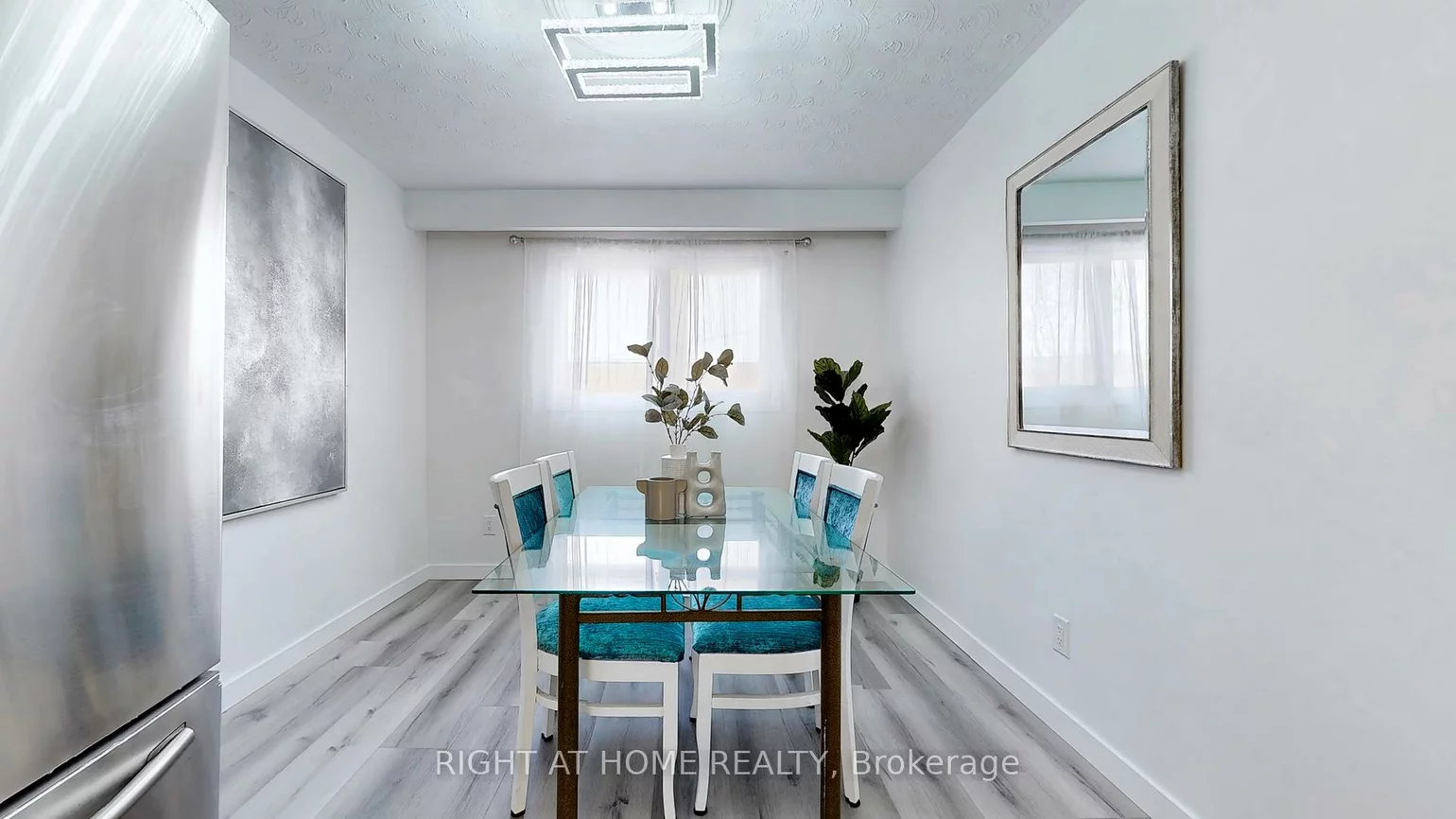 12A, Kenmore, Clairlea-Birchmount, Toronto