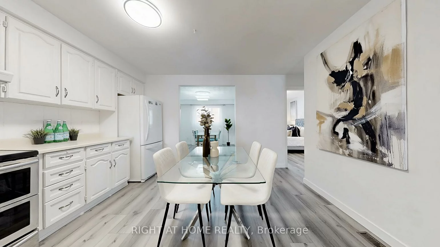 12A, Kenmore, Clairlea-Birchmount, Toronto