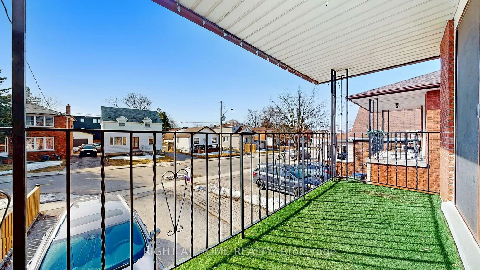 12A, Kenmore, Clairlea-Birchmount, Toronto