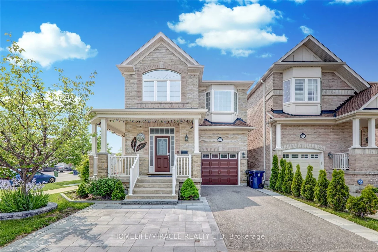 22, Vivian, Cliffcrest, Toronto