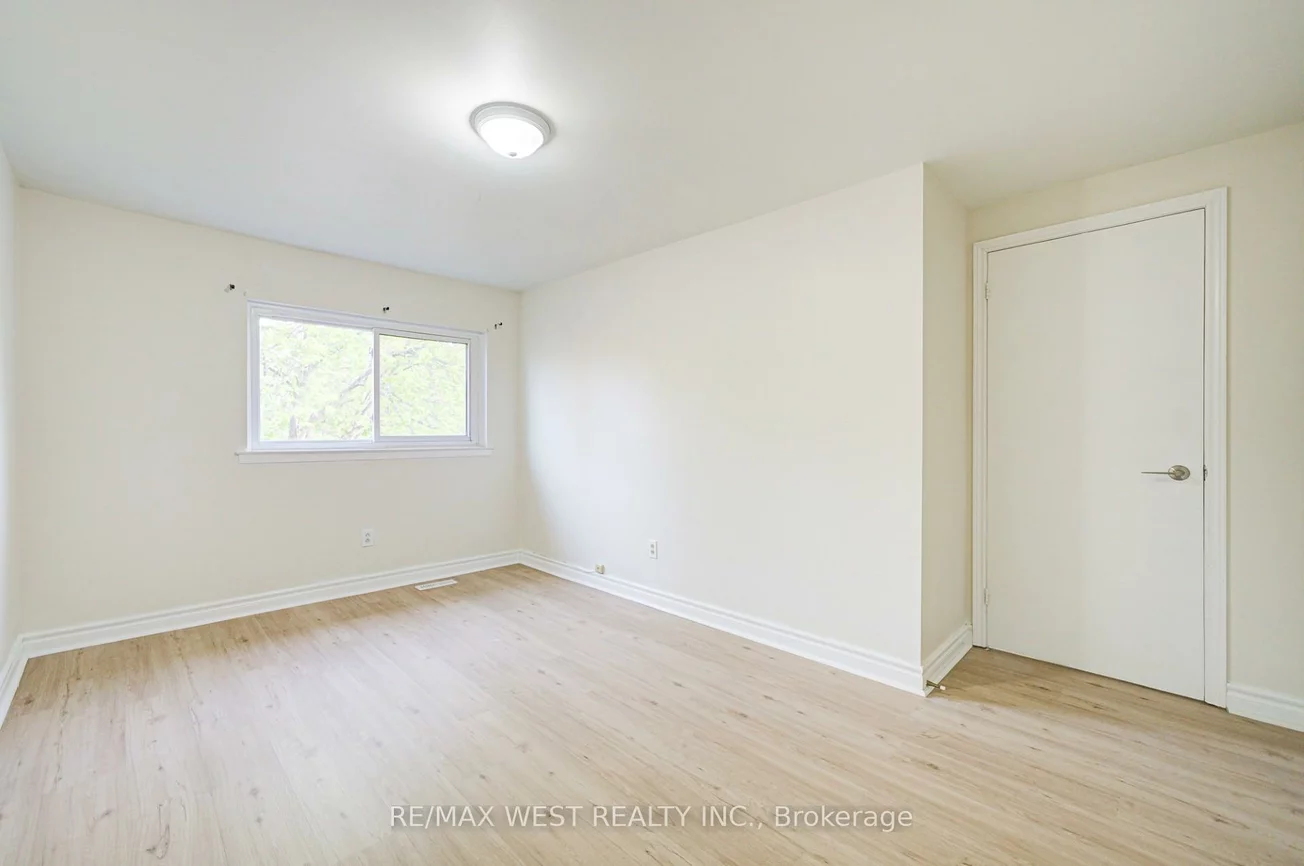 52, Burkwood, Malvern, Toronto