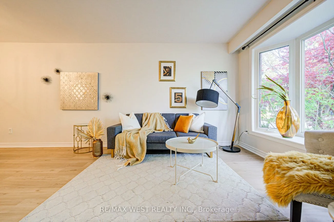 52, Burkwood, Malvern, Toronto