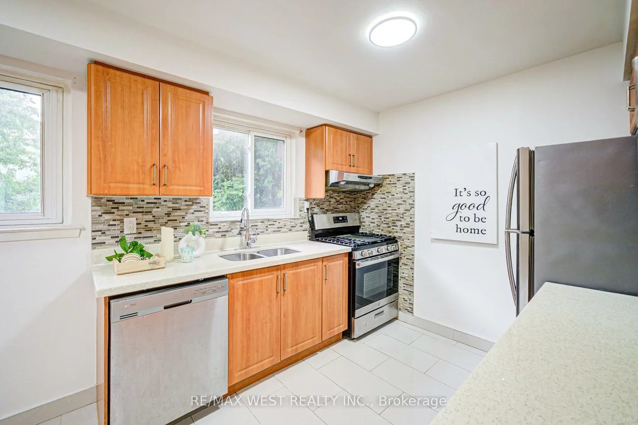52, Burkwood, Malvern, Toronto