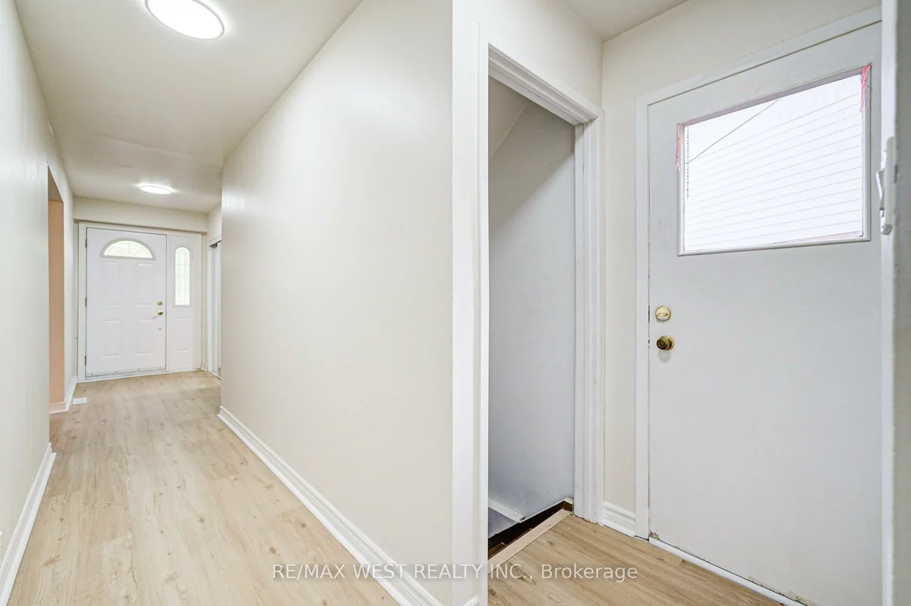 52, Burkwood, Malvern, Toronto
