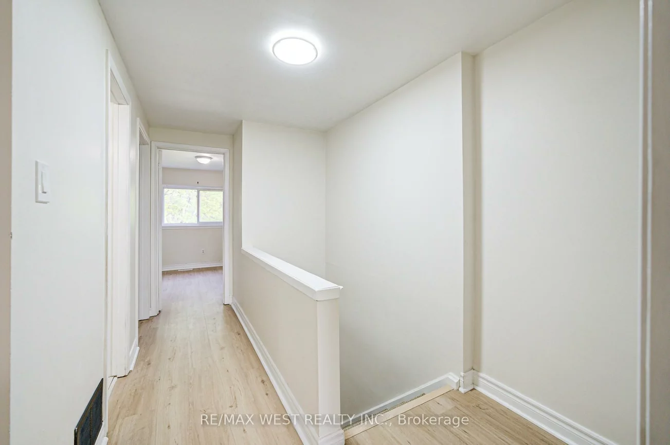 52, Burkwood, Malvern, Toronto