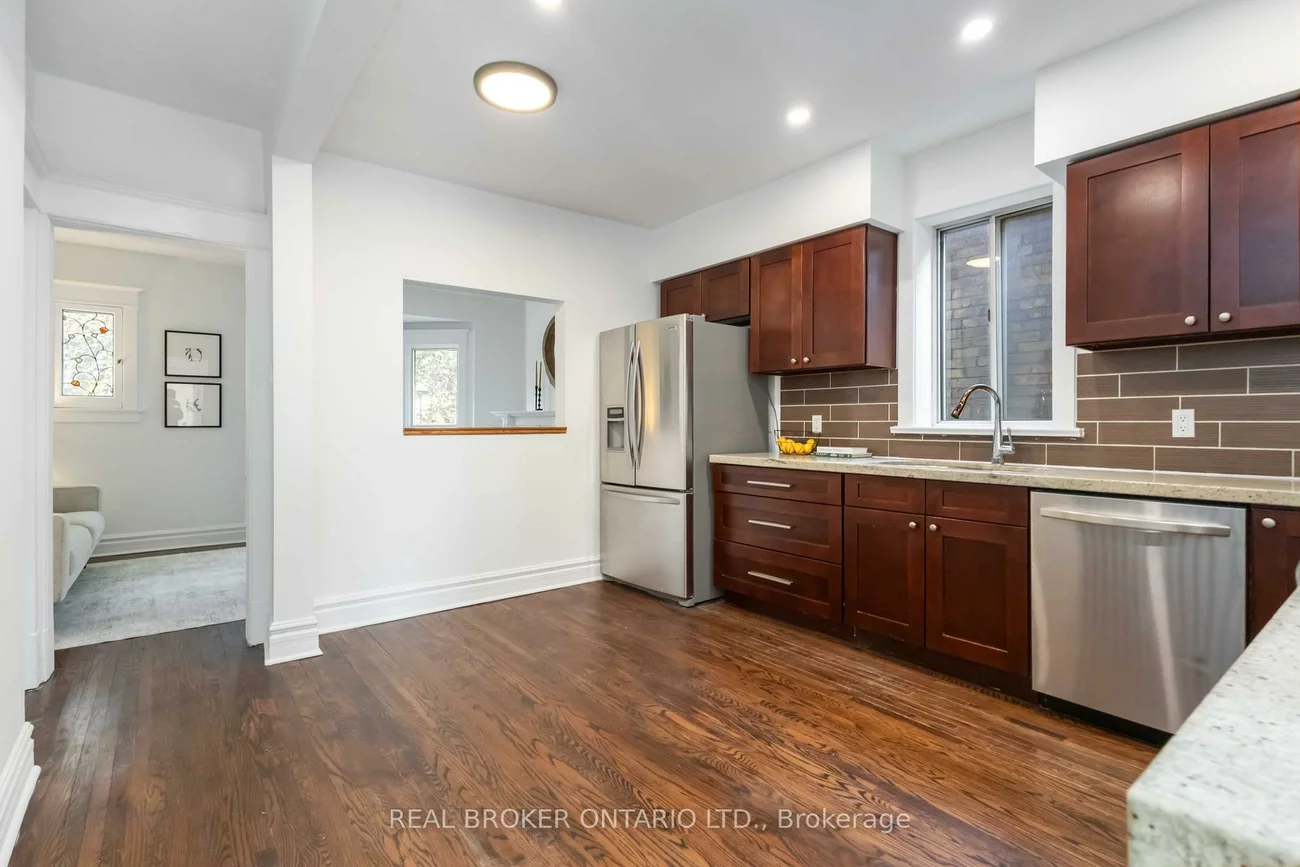 284, Waverley, The Beaches, Toronto