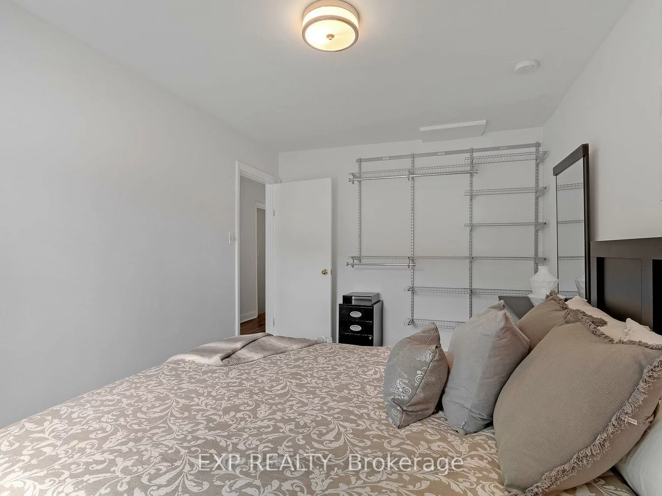 90, Meighen, O'Connor-Parkview, Toronto