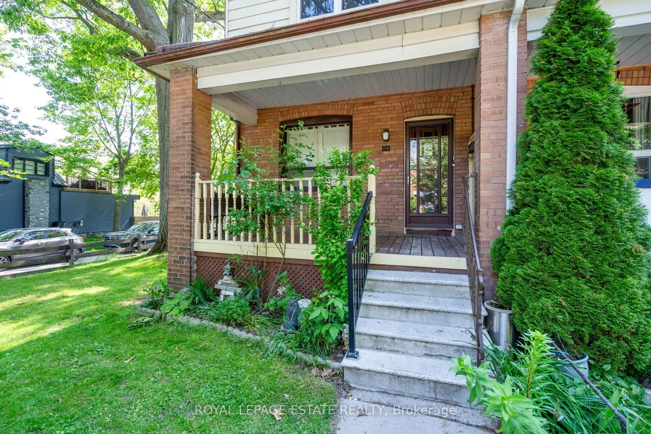 54, Kenilworth, The Beaches, Toronto